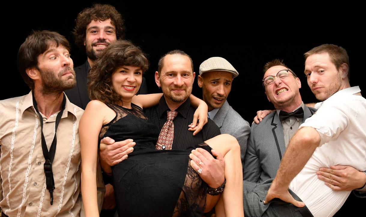 Raggedy Junkers sextet